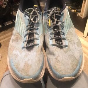 Saucony endorphin shift three